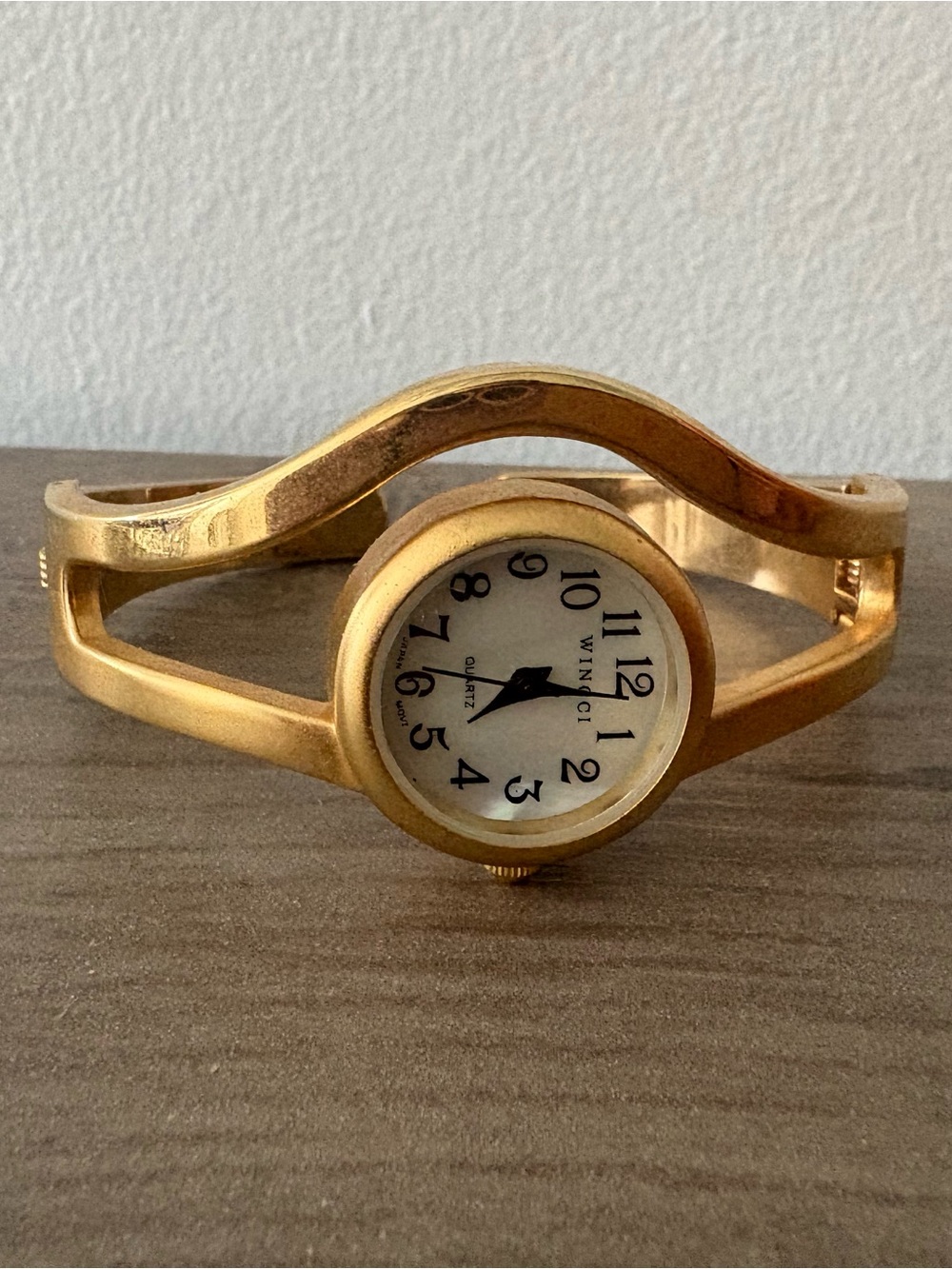 Vintage Gold Wincci Watch